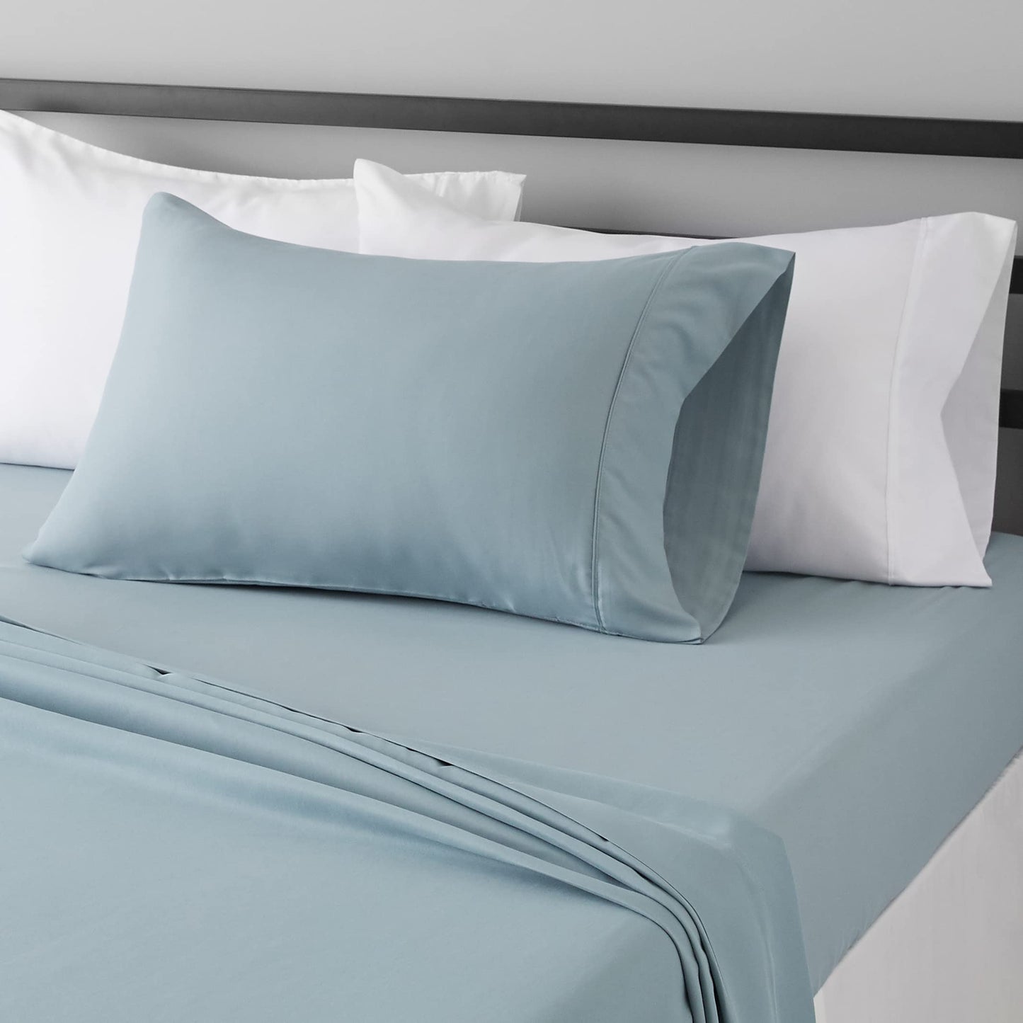 Amazon Basics Lightweight Super Soft, Breathable Easy Care Microfiber 3 Piece Bed Sheet Set with 14-Inch Deep Pockets, Twin, Dark Gray, Solid