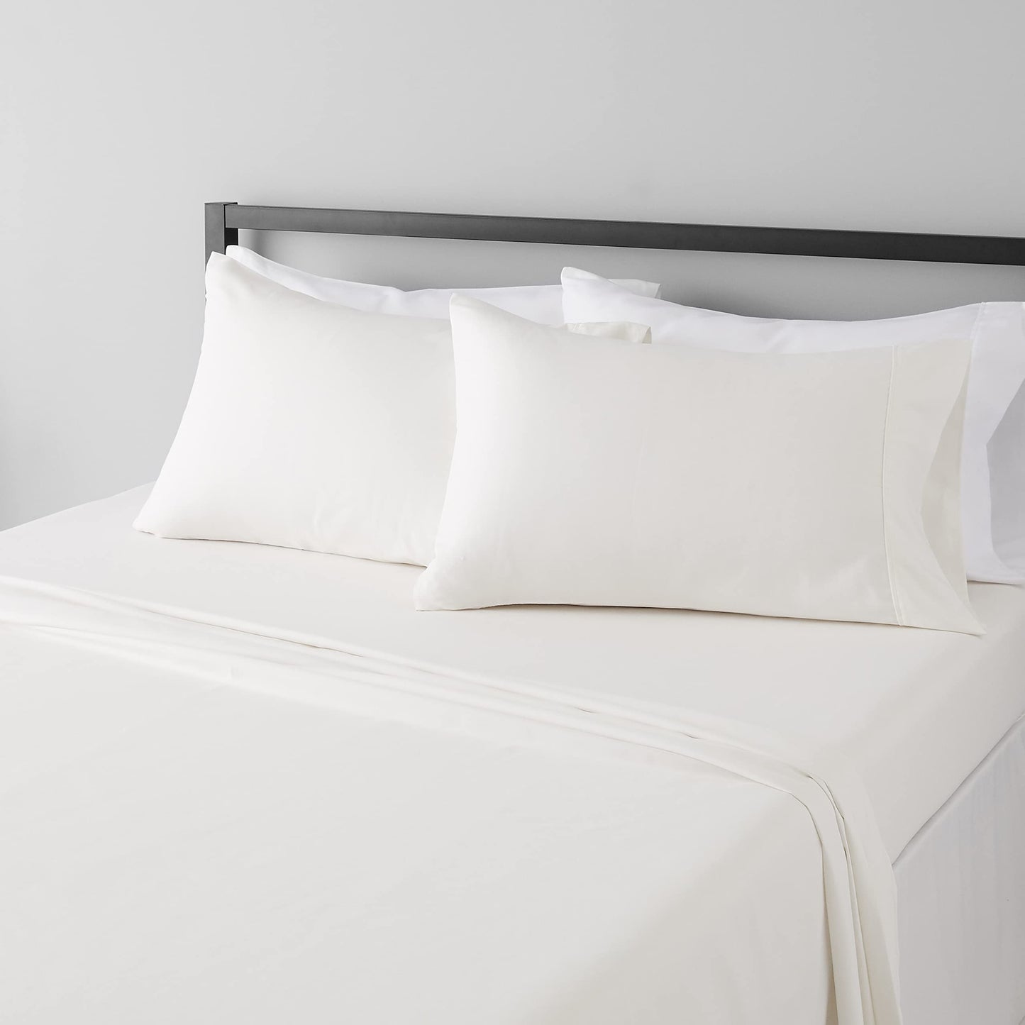 Amazon Basics Lightweight Super Soft, Breathable Easy Care Microfiber 3 Piece Bed Sheet Set with 14-Inch Deep Pockets, Twin, Dark Gray, Solid