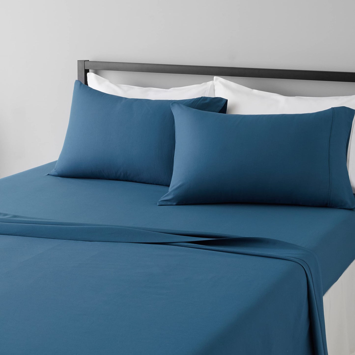 Amazon Basics Lightweight Super Soft, Breathable Easy Care Microfiber 3 Piece Bed Sheet Set with 14-Inch Deep Pockets, Twin, Dark Gray, Solid