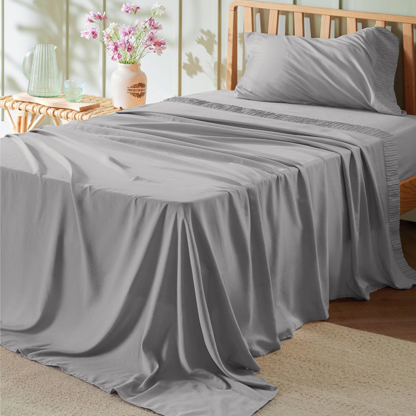 Bedsure Twin Sheets Set Grey - Soft Twin Bed Sheets, 3 Pieces Hotel Luxury Twin Sheets, Easy Care Polyester Microfiber Cooling Bed Sheet Set