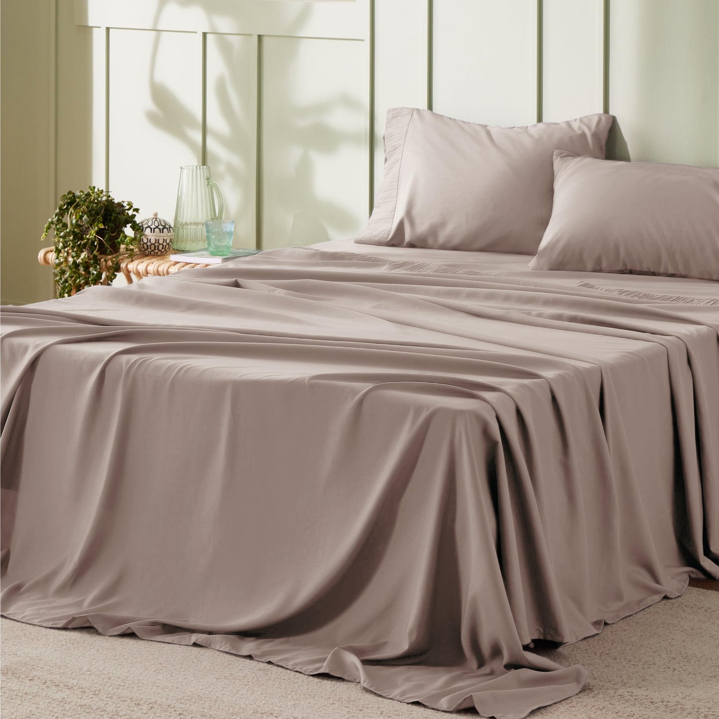 Bedsure Twin Sheets Set Grey - Soft Twin Bed Sheets, 3 Pieces Hotel Luxury Twin Sheets, Easy Care Polyester Microfiber Cooling Bed Sheet Set