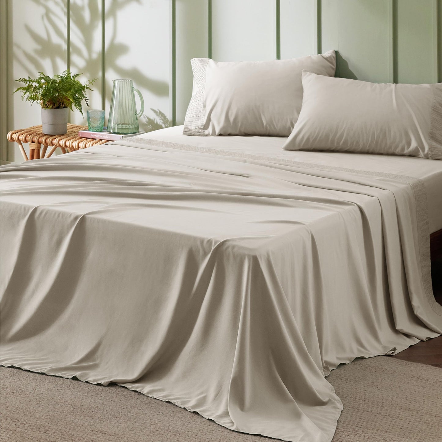 Bedsure Twin Sheets Set Grey - Soft Twin Bed Sheets, 3 Pieces Hotel Luxury Twin Sheets, Easy Care Polyester Microfiber Cooling Bed Sheet Set