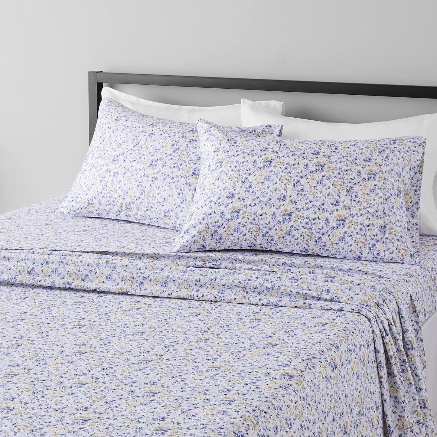 Amazon Basics Lightweight Super Soft, Breathable Easy Care Microfiber 3 Piece Bed Sheet Set with 14-Inch Deep Pockets, Twin, Dark Gray, Solid